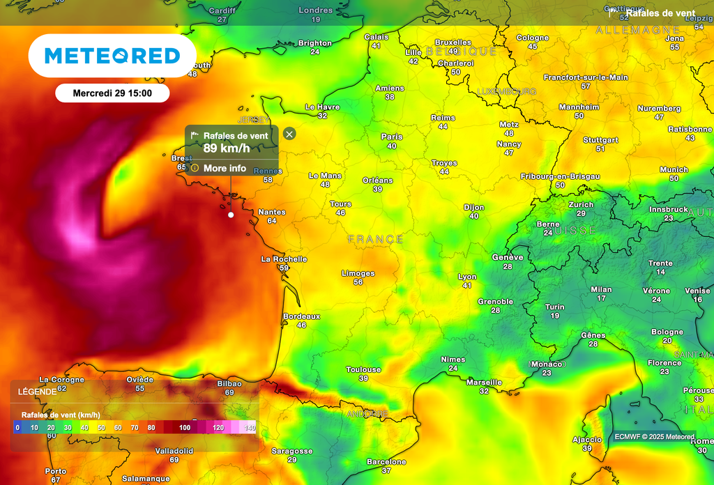 Très fortes rafales de vent aujourd'hui près de l'Atlantique. Très fortes rafales de vent aujourd'hui près de l'Atlantique.