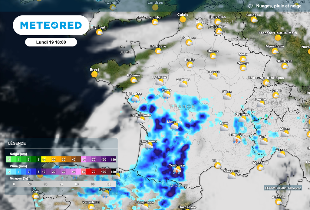 Les orages gagnent du terrain en journée. Les orages gagnent du terrain en journée.