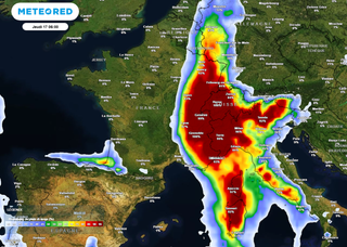 Météo : plus de 100 litres d'eau par m² attendus en France. Quelles régions menacées par les inondations ?