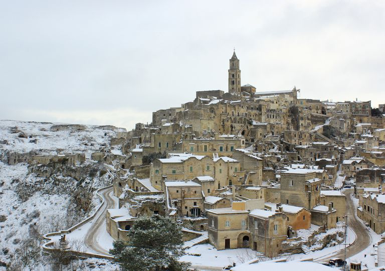 Meteo, poche insidie all’impero anticiclonico: cambiamenti a febbraio? Meteo, poche insidie all’impero anticiclonico: cambiamenti a febbraio?
