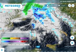 Meteo, tanta pioggia in arrivo: qualche speranza per Pasqua e Pasquetta, le previsioni in Italia