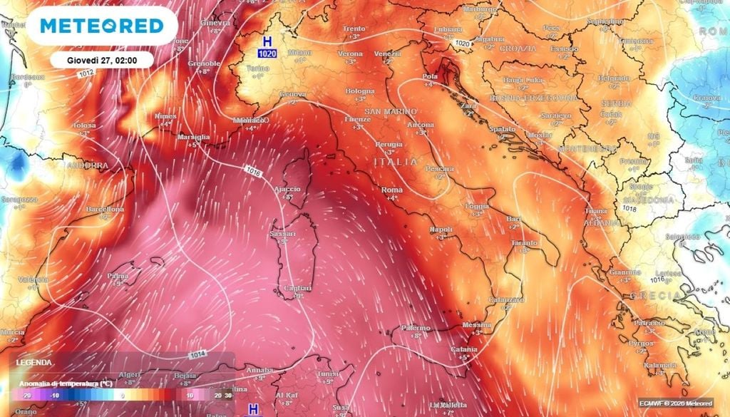 Ondata di calore. In particolare sulla Sicilia, in Sardegna, Calabria, Puglia, Basilicata, Campania e Lazio, la colonnina di mercurio varcherà il muro dei +35°C, spingendosi anche oltre i +37°C +38°C nelle aree più interne.