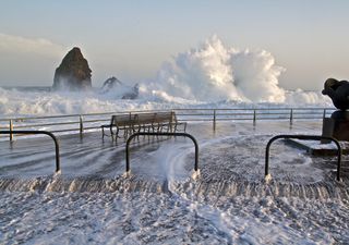Meteo, ciclone verso la Sicilia: forti mareggiate e polvere del Sahara