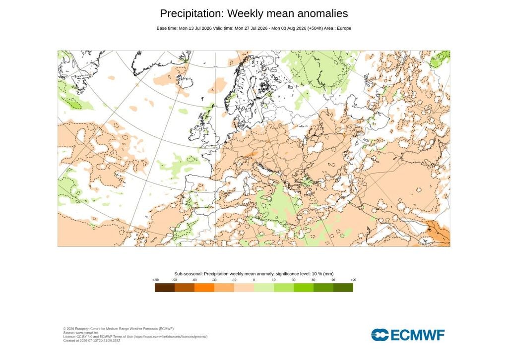 A precipitação é uma das variáveis mais complexas de analisar, no entanto, a tendência para as próximas 4 semanas plasmada nos mapas semanais de anomalias do ECMWF evidencia, com consistência, valores próximos da média para os meses de julho e agosto, que já é habitualmente escassa, embora em certas zonas do país se verifique a possibilidade de anomalias positivas.
