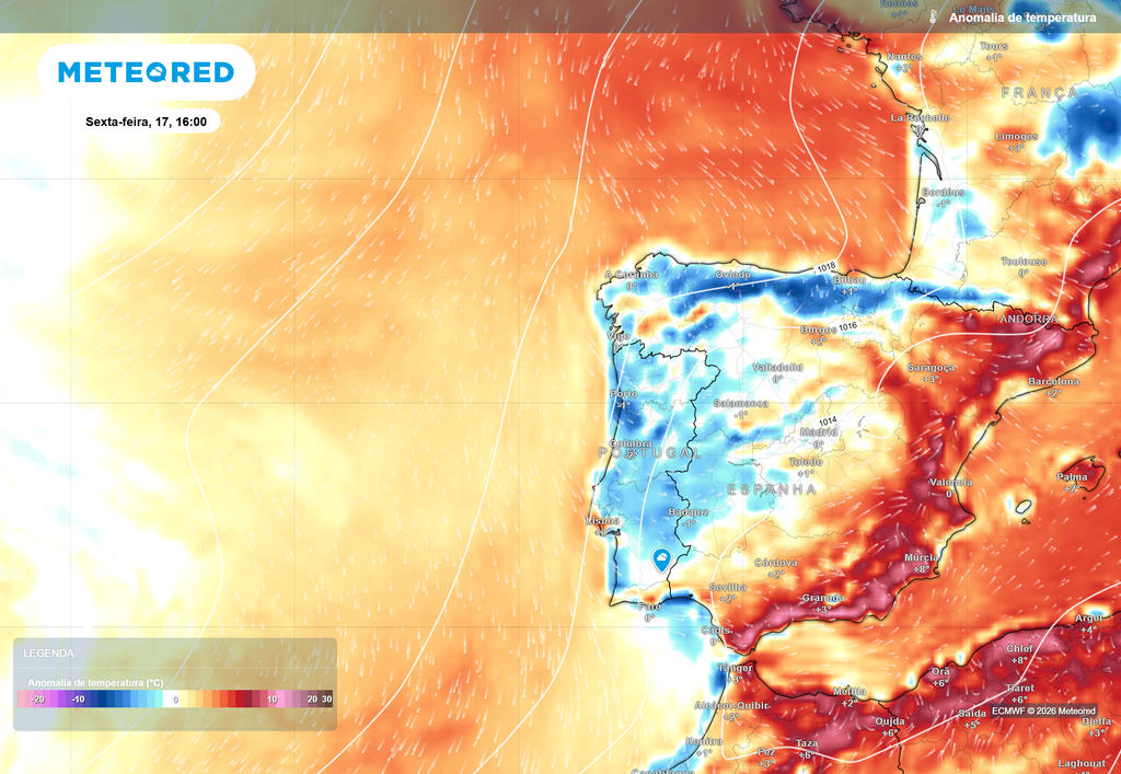 Nos primeiros dias da canícula em Portugal continental as temperaturas mantêm-se inferiores ao normal para esta época do ano, tal como evidenciado por este mapa da anomalia de temperatura do ar medida à superfície para as 16:00 de sexta-feira, 17 de julho.
