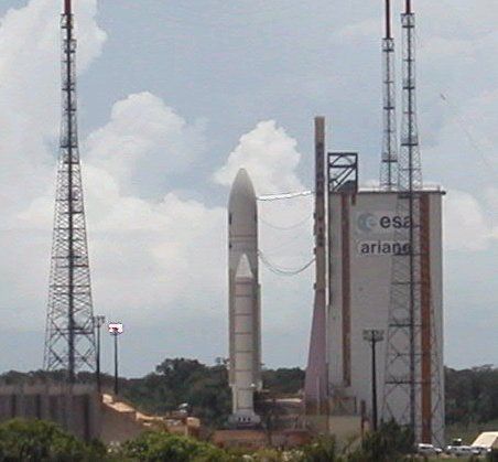 Detalle del Ariane-5. En la parte superior el MSG-1 espera salir al espacio