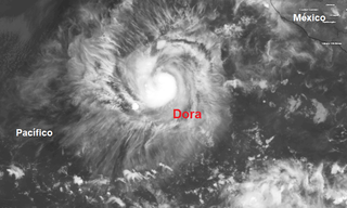 Las aguas de México del Pacífico Nororiental muy activas: huracán Dora y onda tropical