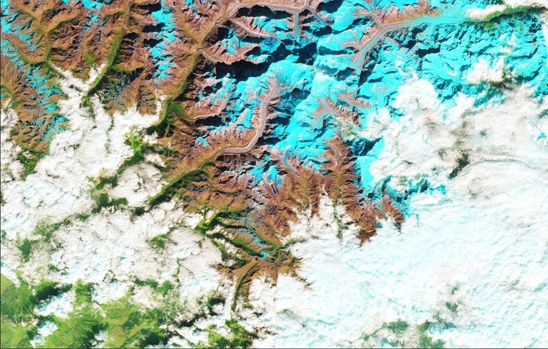 Imágenes más amplias de la zona anterior. NASA Imágenes más amplias de la zona anterior. NASA