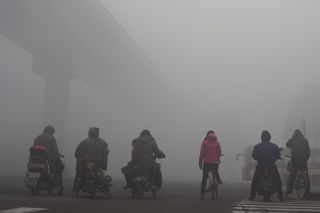 Millones de personas siguen respirando aire insalubre