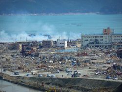12 ans après Fukushima, l'énergie nucléaire peut-elle sauver la planète ?