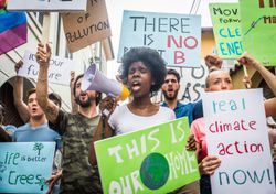 La comunidad científica se rebela: ¡la huelga climática ha comenzado!