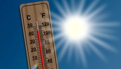 Allerta caldo, tra poche ore bollino rosso in 4 città, ecco la fascia oraria da attenzionare