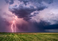 Amanhã, dia 5, as trovoadas vão intensificar-se a partir das 15h00 no Norte e Centro de Portugal