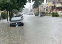 ¡Chicago en Alerta por inundaciones repentinas! Afectados miles de residentes debido a las lluvias intensas