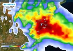 Chuva intensa na Bahia: frente fria deixa alerta de até 400 mm