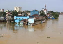 Chuvas provocam mortes na Índia e Bangladesh. Seria a La Niña culpada?