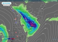 Ciclone e frente fria espalha o risco de tempestades severas e granizo pelo Centro-Sul