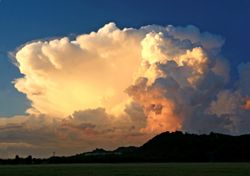 Come sarà giugno? Tanti temporali di calore in vista, ecco le tendenze meteo