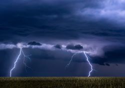 Descubren cómo predecir las tormentas eléctricas gracias a un nuevo estudio por satélite con 2,2 millones de tormentas
