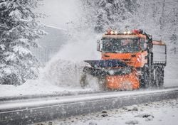 ECMWF tiene accesa la fiammella per vedere la neve a bassa quota fra Natale e Capodanno: ecco le regioni più interessate