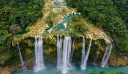 El azul más intenso de la Huasteca Potosina aparece en estas 5 cascadas justo antes de que cambie el tiempo