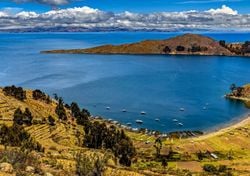 El lago navegable más alto del mundo está en Sudamérica: ideal para tomar fotos épicas durante las vacaciones