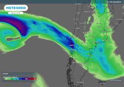 Río atmosférico de categoría 3 y sistema frontal dejarán lluvias en el sur y centro sur de Chile