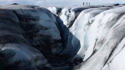 Encuentran un sistema gigante de agua subterránea en la Antártida