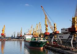 Un astillero español instala la vela de succión más grande del mundo en un barco: cómo funciona y por qué es importante