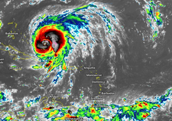 Fiona se intensifica y otro posible ciclón amenaza al Caribe