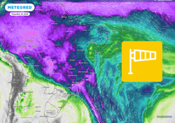 Frente fria provoca vendavais e organiza canal de umidade sobre o Brasil nesta terça, 16