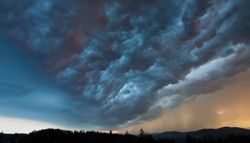 Grandine gigante e venti estremi al Nord Italia, i video. Oggi allerta al Centro-Sud, quando e dove colpirà il maltempo?