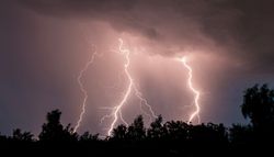 Il getto polare si ondulerà sull'Italia: ci saranno 4 giorni di temporali molto forti secondo il modello ECMWF