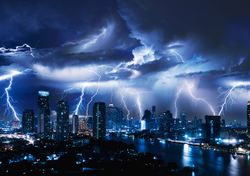 Do cities intensify torrential rains?