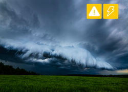 Chutes de grêle, vent violent et beaucoup de pluie. Attention aux orages !