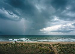 Forts orages ce week-end : risque d'inondations en Méditerranée ?