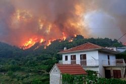Météo en France : 8 départements en vigilance orange pour le risque d'incendies ce samedi, découvrez lesquels