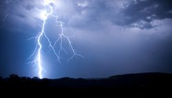 Alerte aux orages violents ce week-end !