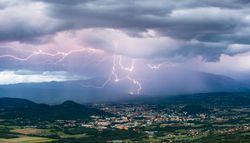 Des orages violents attendus entre 13 et 20 heures !