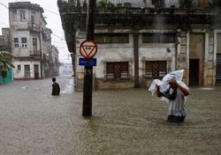 Ouragan Agatha : la ville de Miami inondée et de nombreux morts à Cuba
