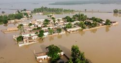 Mortíferas inundaciones en Pakistán: 1000 muertos y gravísimos daños