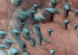 Invierno en Marte: ¿se parece la nieve marciana a la nieve de la Tierra?