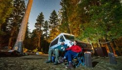 ¡No te lo pierdas! El cielo se ilumina con la lluvia de estrellas Líridas: cómo y a qué hora verlas en su punto máximo