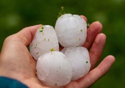 En las próximas horas dejarán lluvias intensas, pedrisco y vendavales en estas provincias