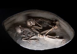 ¡Gran misterio! Esqueletos pintados en la ciudad más antigua del mundo