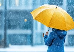 Previsão de fevereiro atualiza: Meteored revela as novidades de chuva e temperatura em Portugal