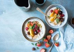 Qué desayunar para tener más energía: 5 opciones respaldadas por expertos