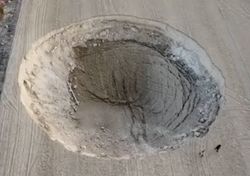 ¿Qué es este gigantesco agujero que ha aparecido en los campos de Turquía?