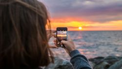 Quer fotografar o eclipse com o telemóvel? Estes cuidados podem salvar a sua câmara
