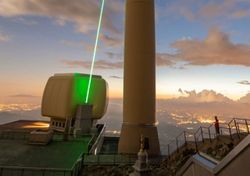Des paratonnerres laser pour lutter contre la foudre : peut-on y croire ?